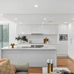 Rent 3 bedroom apartment in North Wollongong