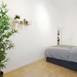 Miete 2 Schlafzimmer wohnung von 69 m² in Berlin