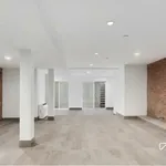 Rent 2 bedroom apartment of 178 m² in New York City