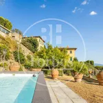 Rent 14 bedroom apartment of 360 m² in Fiesole