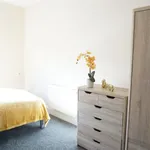 Rent 5 bedroom house in Hull