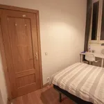 Rent a room of 95 m² in madrid