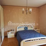 Affitto 4 camera appartamento di 96 m² in Triest