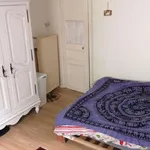 Appartement de 43 m² avec 3 chambre(s) en location à Paris