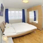 Miete 2 Schlafzimmer wohnung von 70 m² in Zürich