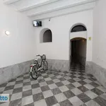 Affitto 4 camera appartamento di 130 m² in Palermo