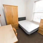 Rent 5 bedroom house in Leeds