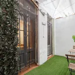 Rent 4 bedroom apartment in Barcelona