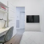 Rent 7 bedroom apartment in Lisbon