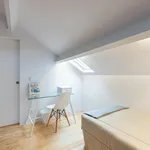 Rent 9 bedroom house in Porto