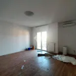 Affitto 4 camera appartamento di 115 m² in Foligno