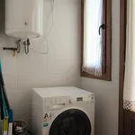 Alquilo 2 dormitorio casa de 168 m² en Huelva