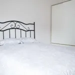 Rent a room of 300 m² in madrid