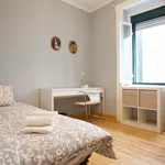 Rent 6 bedroom apartment in Lisbon