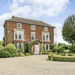 Rent 6 bedroom house in South West England