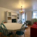 Rent a room of 80 m² in lisbon