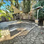 Rent 3 bedroom apartment in Los Feliz