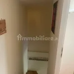 Affitto 3 camera appartamento di 70 m² in Perugia