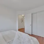 Appartement de 1280 m² avec 3 chambre(s) en location à Toronto (Rouge)