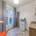 Rent 1 bedroom apartment of 33 m² in Paris