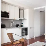 Rent 1 bedroom apartment of 76 m² in lisbon