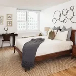 Rent 2 bedroom apartment of 101 m² in New York