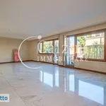 Rent 5 bedroom apartment of 178 m² in Rome