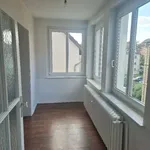 Rent 2 bedroom apartment in Brunswick