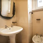 Alugar 2 quarto apartamento de 49 m² em Lisbon