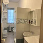 Rent 3 bedroom apartment of 80 m² in Milano