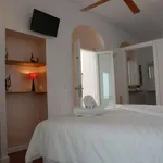 Rent a room in Cadiz']