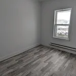 3 bedroom apartment of 839 sq. ft in Gatineau