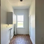 Rent 5 bedroom apartment of 185 m² in Gatineau