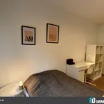 Appartement de 12 m² avec 6 chambre(s) en location à Cergy