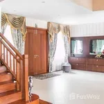 Rent 5 bedroom house of 470 m² in Phuket