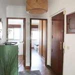 Rent 2 bedroom apartment in Lisbon