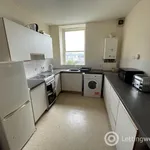 Rent 3 bedroom flat in Dundee