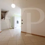 Rent 4 bedroom apartment of 126 m² in Castegnero