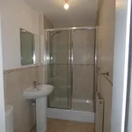 Rent 2 bedroom apartment in Johnstone