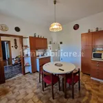 Rent 4 bedroom apartment of 125 m² in Padua