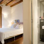 Alquilo 4 dormitorio apartamento de 130 m² en Barcelona']