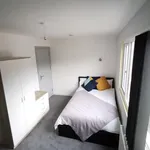 Rent 5 bedroom house in Coventry