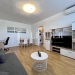 Rent 3 bedroom apartment of 75 m² in Bucuresti