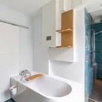 Rent 7 bedroom apartment of 100 m² in Paris