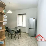 Affitto 3 camera appartamento di 81 m² in Genoa