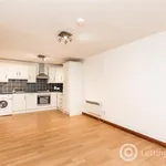 Rent 2 bedroom flat in Aberdeen