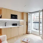 Appartement de 215 m² avec 1 chambre(s) en location à Paris