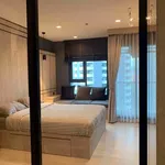 Rent 1 bedroom apartment of 28 m² in Bangkok