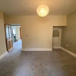 Rent 3 bedroom apartment in Wales