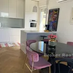 Rent 2 bedroom apartment of 83 m² in Split